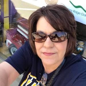 Meet your Posher, Cindy